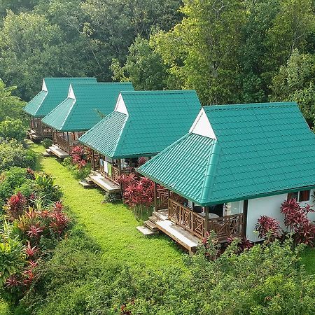 Pension Vaimano-Raivavae Vaiuru Extérieur photo