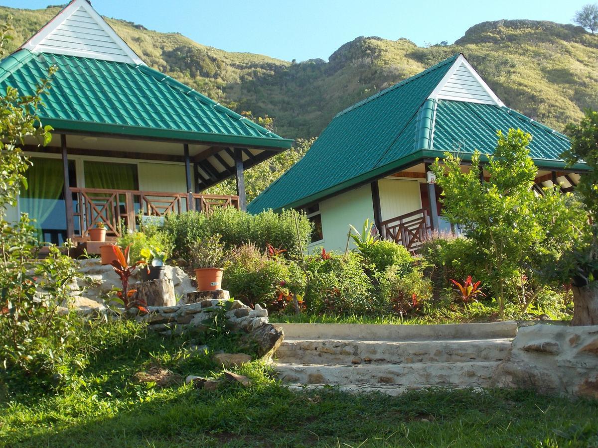 Pension Vaimano-Raivavae Vaiuru Extérieur photo
